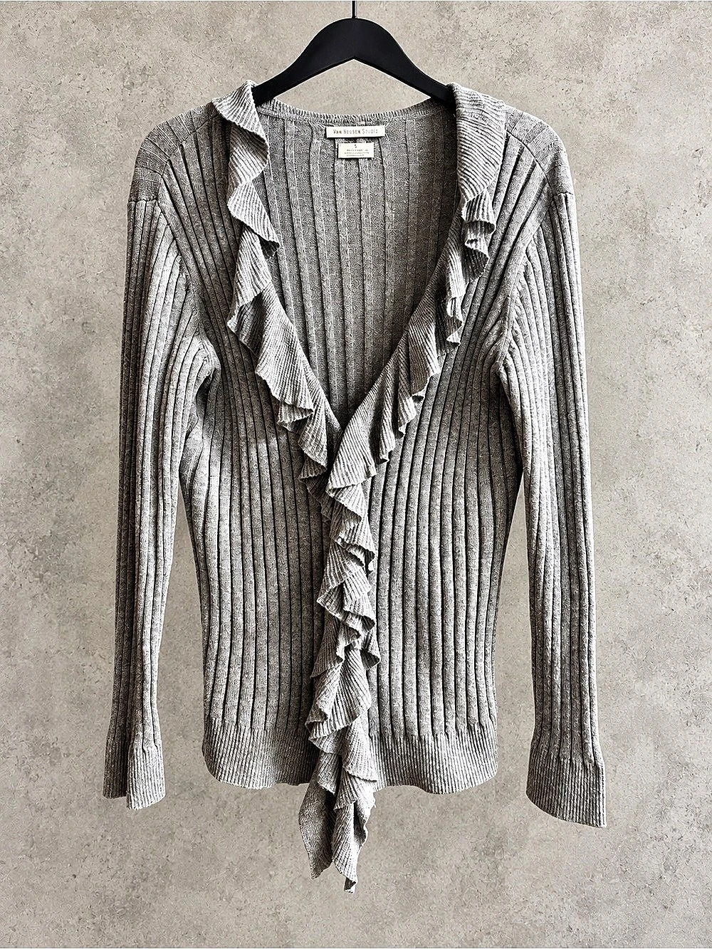 Van Heusen Studio Gray Ruffle Cardigan – Small